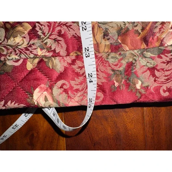 Vintage Quilted FloralGarment Bag Burgundy Rose Travel Suit Dress Cover
